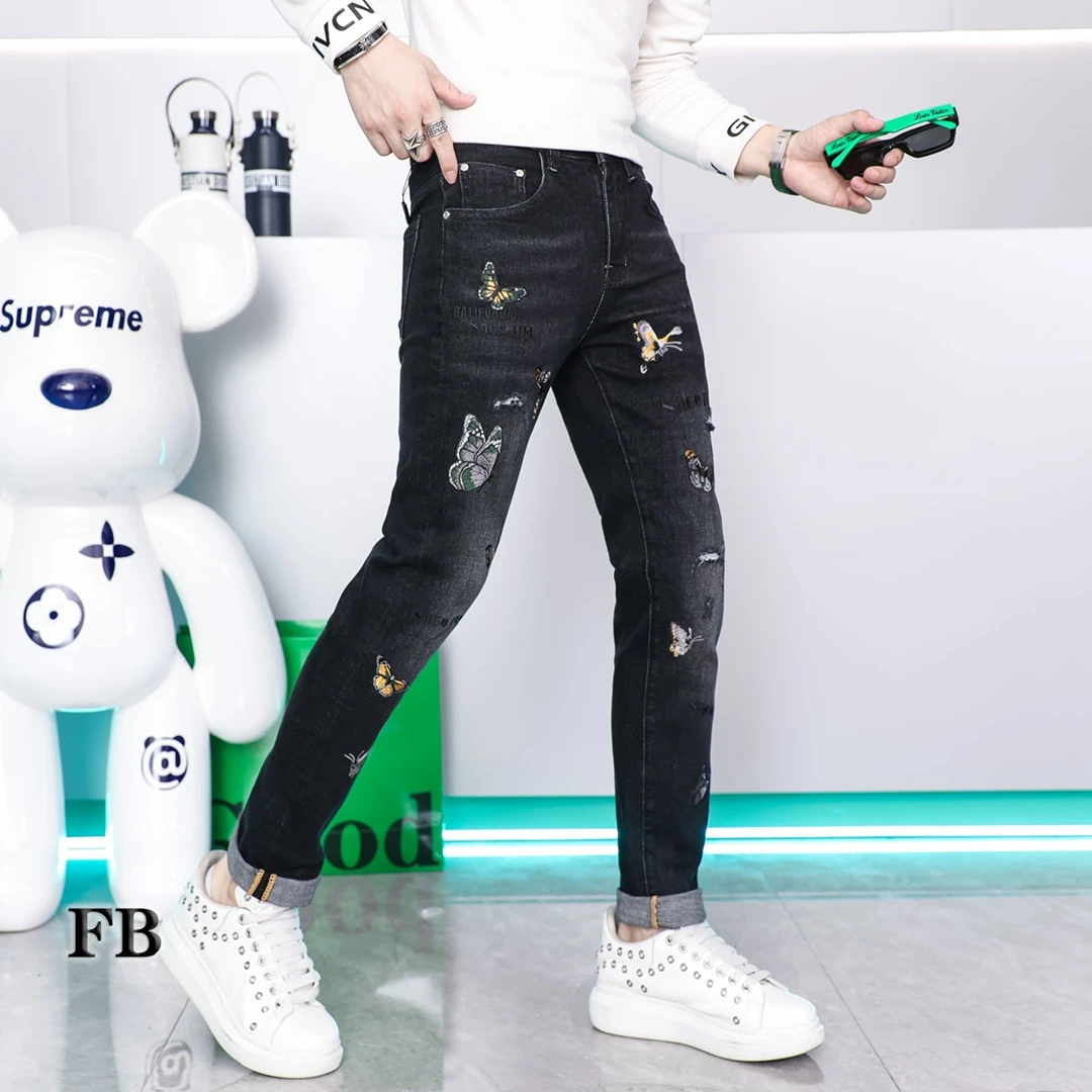 男士新款秋冬时尚高品质刺绣牛仔裤帅气修身弹力百搭小脚长裤9685