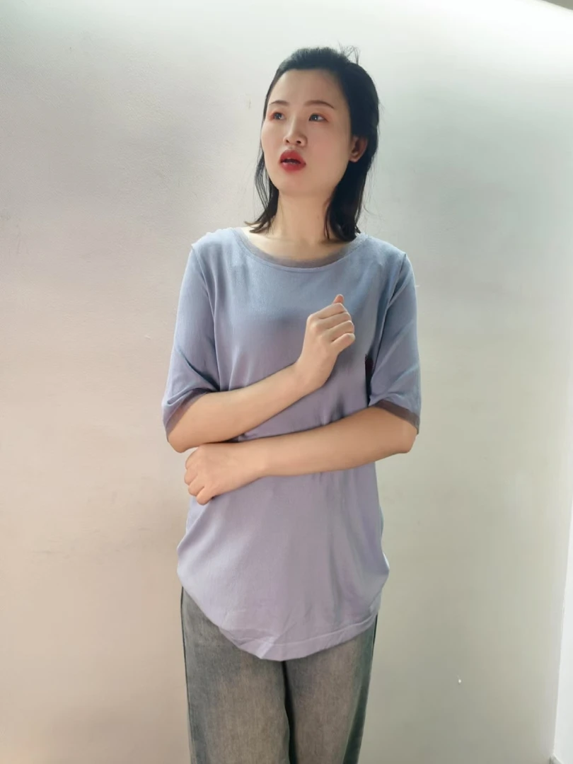 W270  上衣  该链接默认微瑕 无运费险 接受不了勿拍