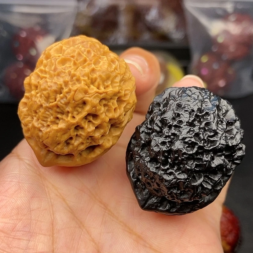 【闪购商品】把件文玩核桃37尺铁狮子球