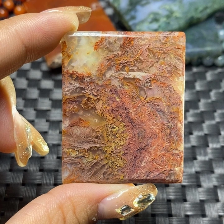 【闪购商品】玛瑙/玉髓颈饰未镶嵌金*