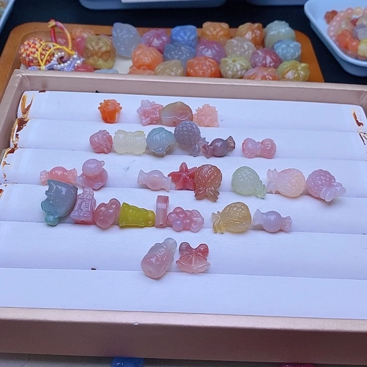 查罗石未镶嵌车挂天**心