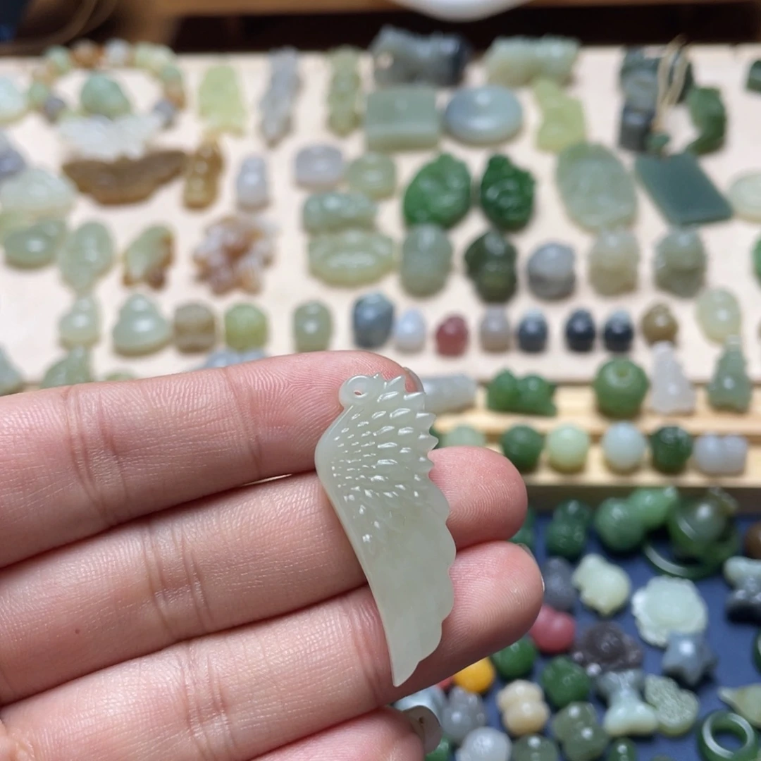 和田玉未镶嵌吊坠(不含链)