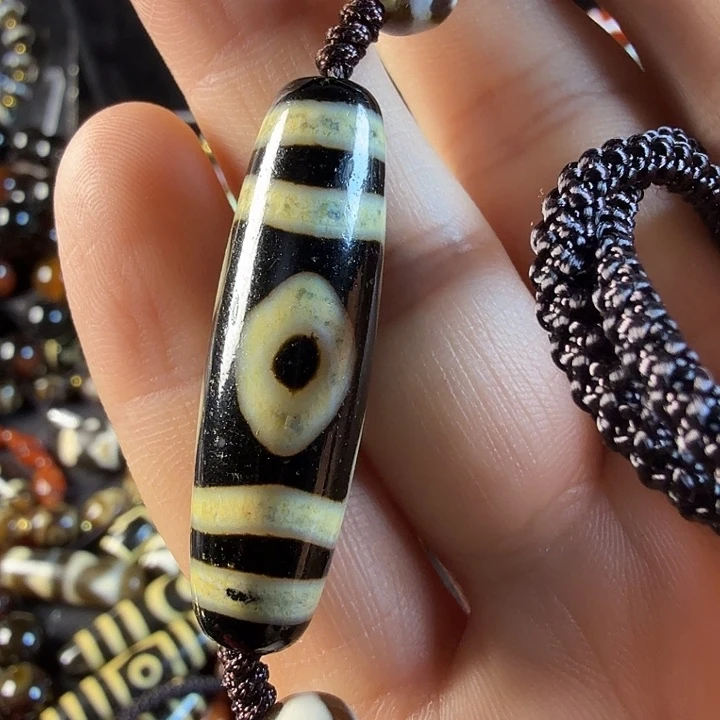 玛瑙/玉髓（覆膜）吊坠(赠链)未镶嵌