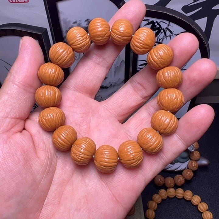 猴头核桃手串聚宝盆