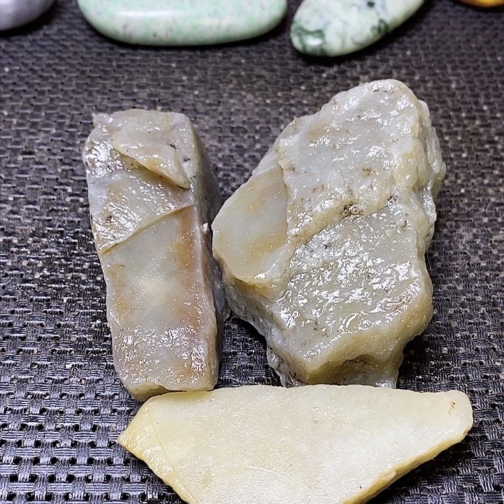 和田玉把件未镶嵌