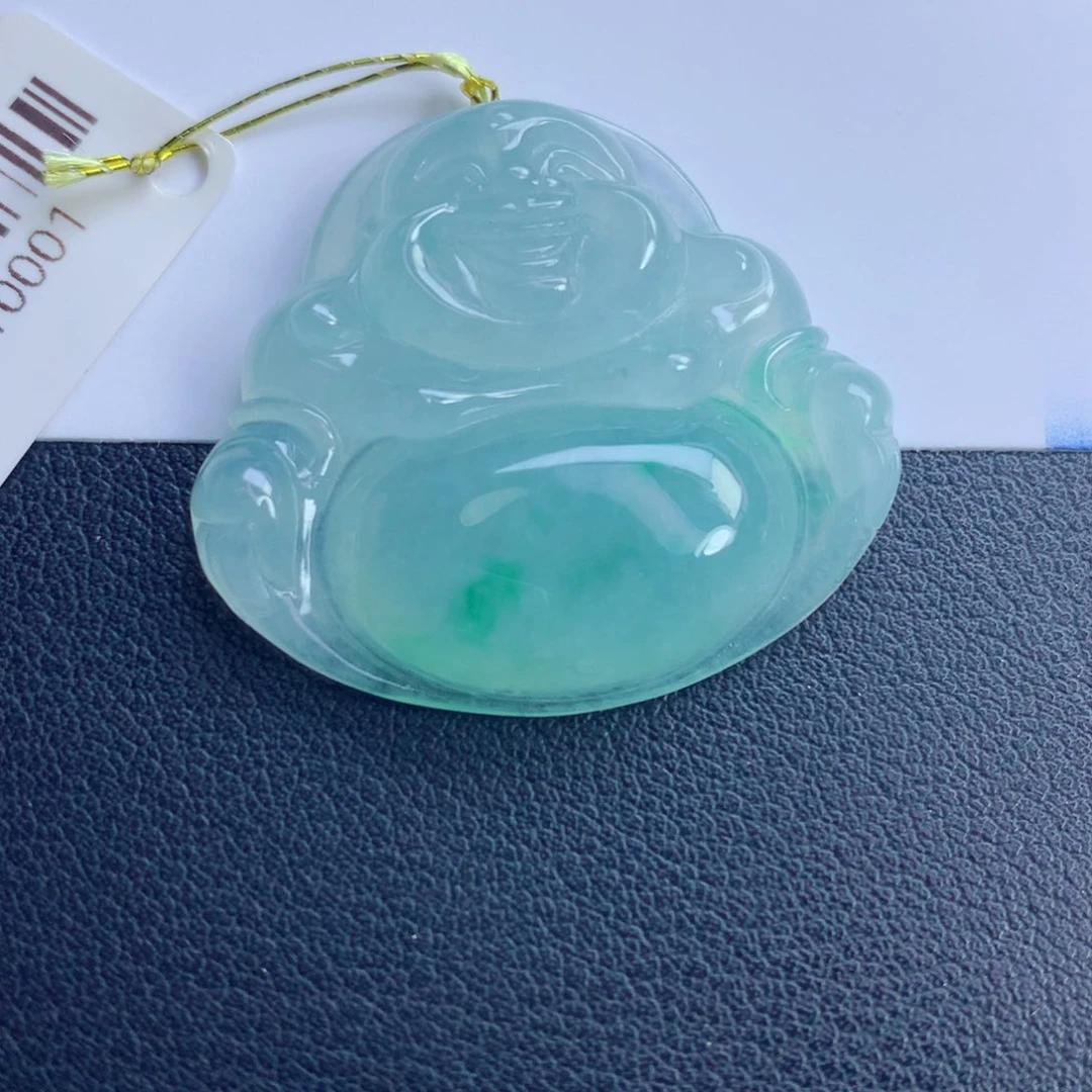 翡翠未镶嵌颈饰大佛