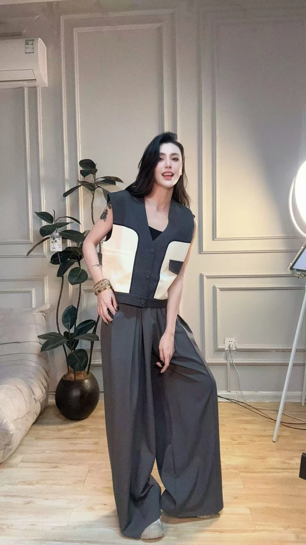 【买手店】缎面拼接马甲