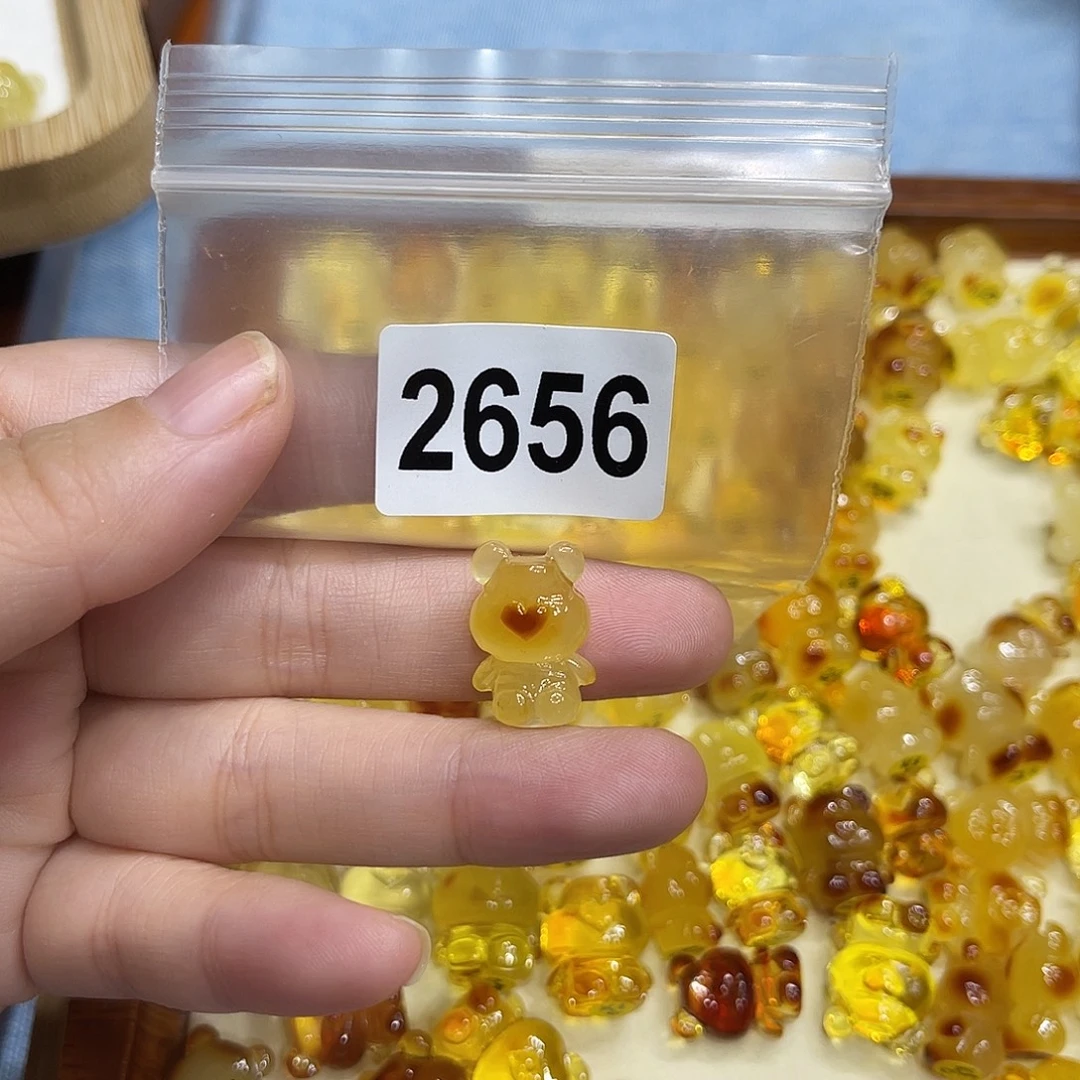 琥珀未镶嵌珠宝奇石