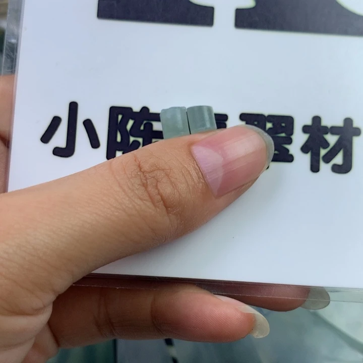 钱***来未镶嵌定制翡翠包工