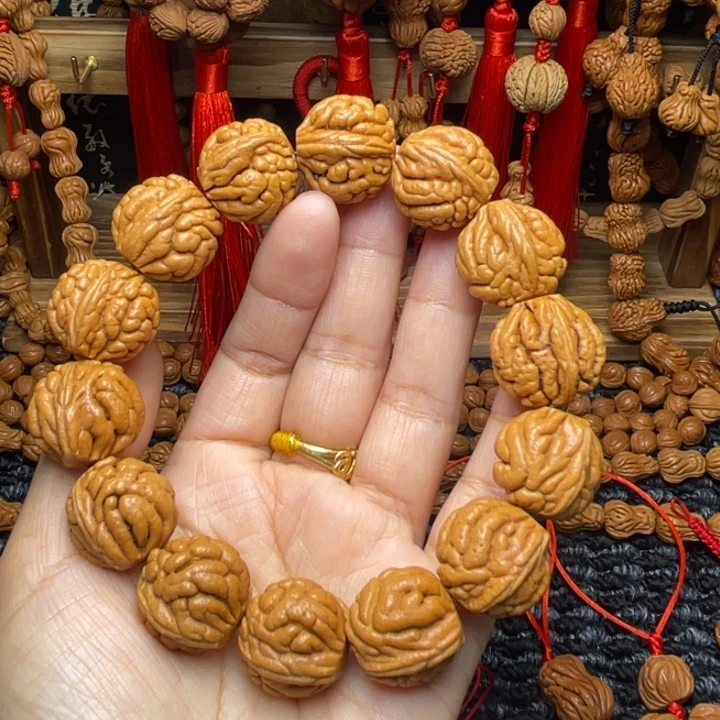 菩提籽类龙纹桃枭挂件