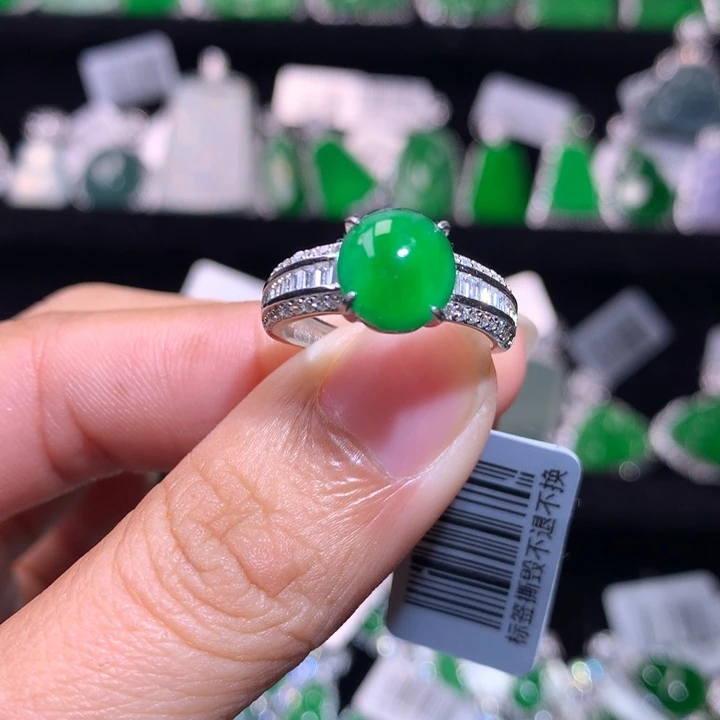 【闪购商品】银S925镶嵌戒指翡翠