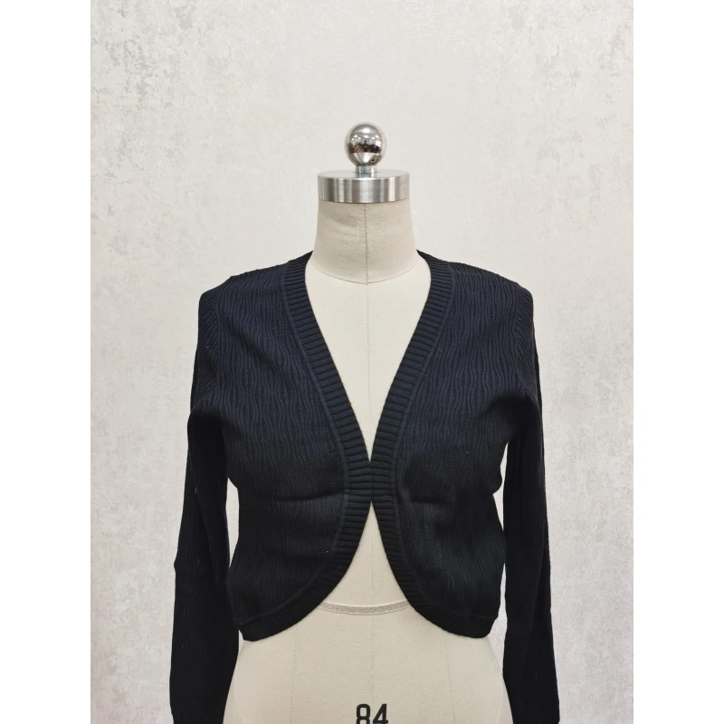 黑色针织衫8526黑色针织衫8526