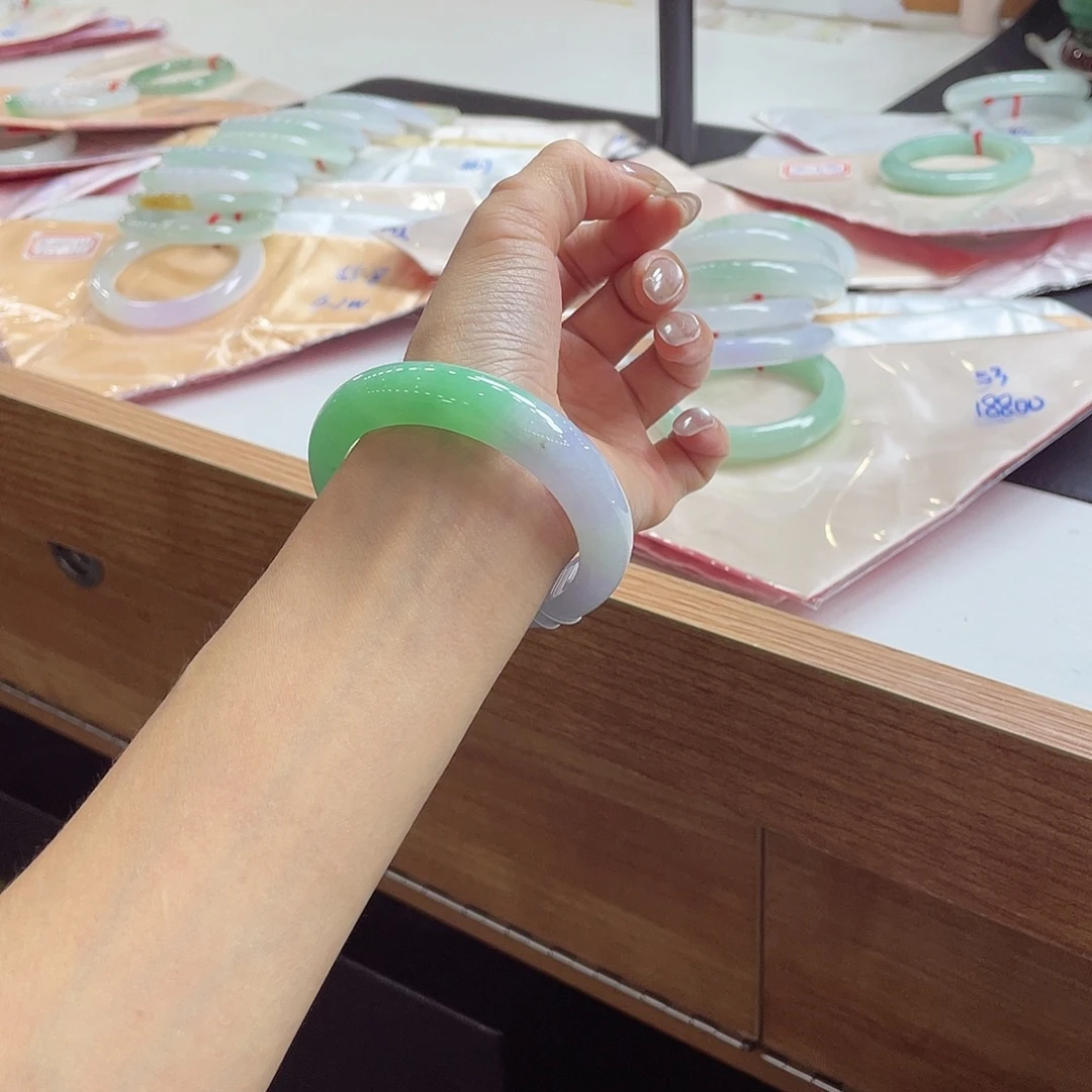 翡翠手镯未镶嵌87 号链接