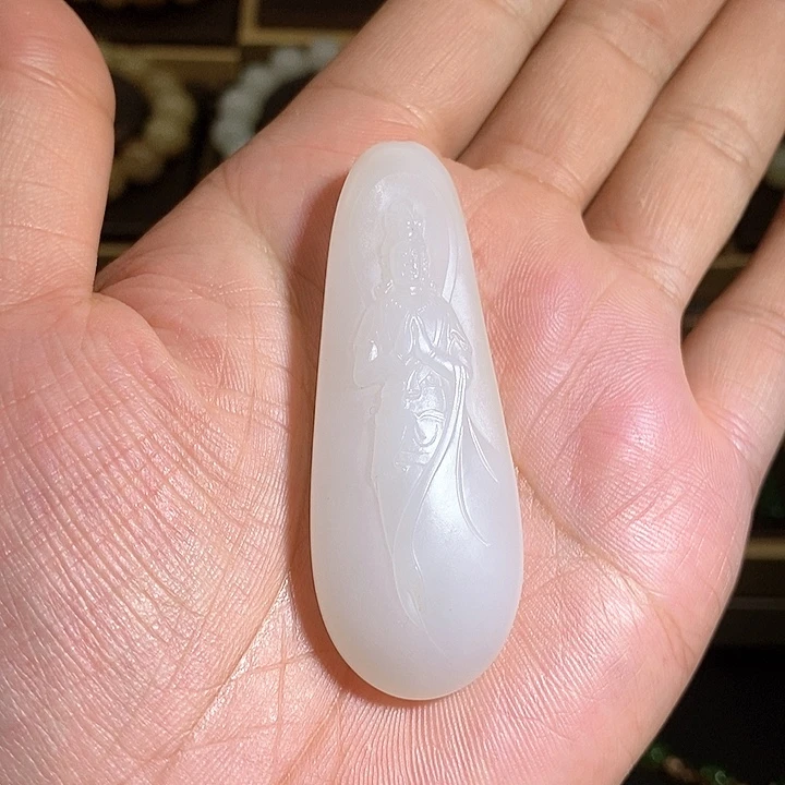 【闪购商品】吊坠(不含链)未镶嵌和田玉