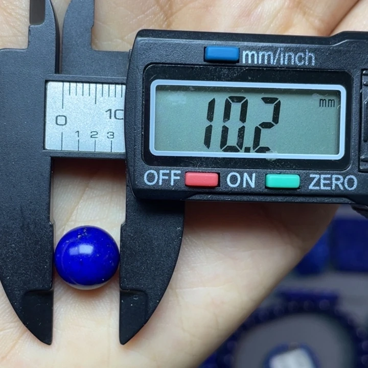 嵩***未镶嵌青金石10mm单珠
