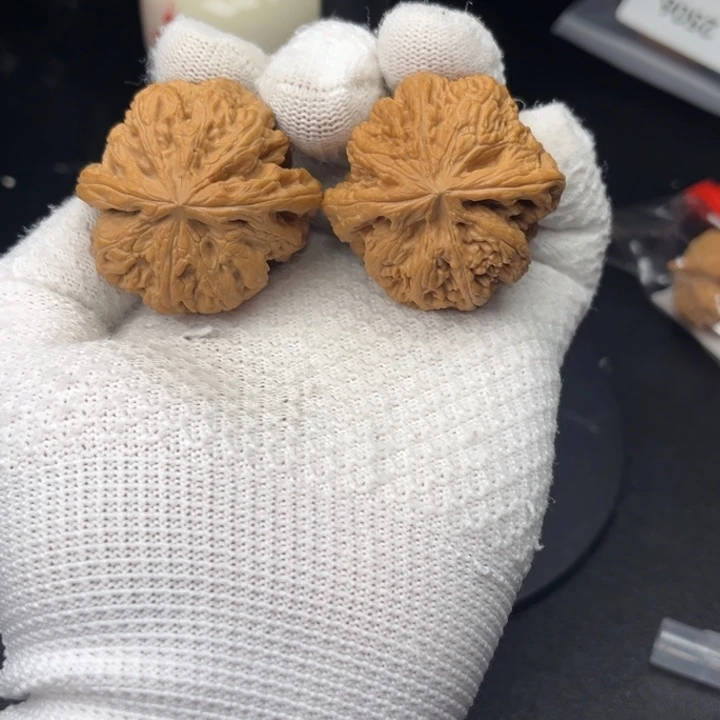 文玩核桃吊坠43大粗筋85