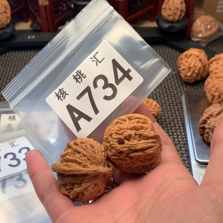 文玩核桃吊坠楼子