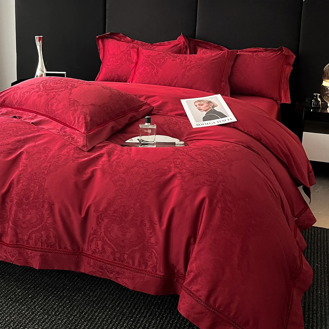 高端保暖A类床品套件婚庆大红四件套喜被加厚简约婚被绣花6