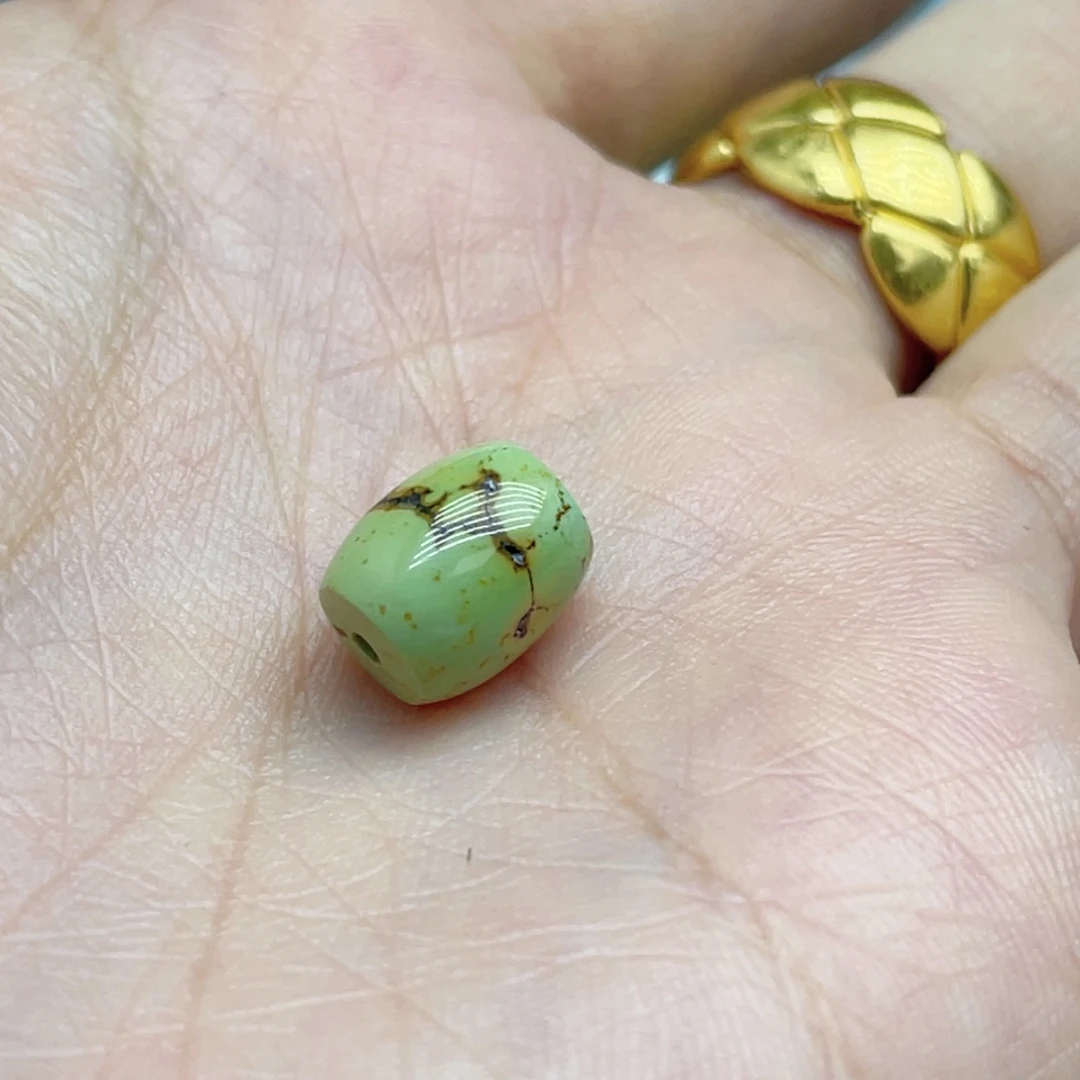 未镶嵌南红玛瑙珠宝奇石