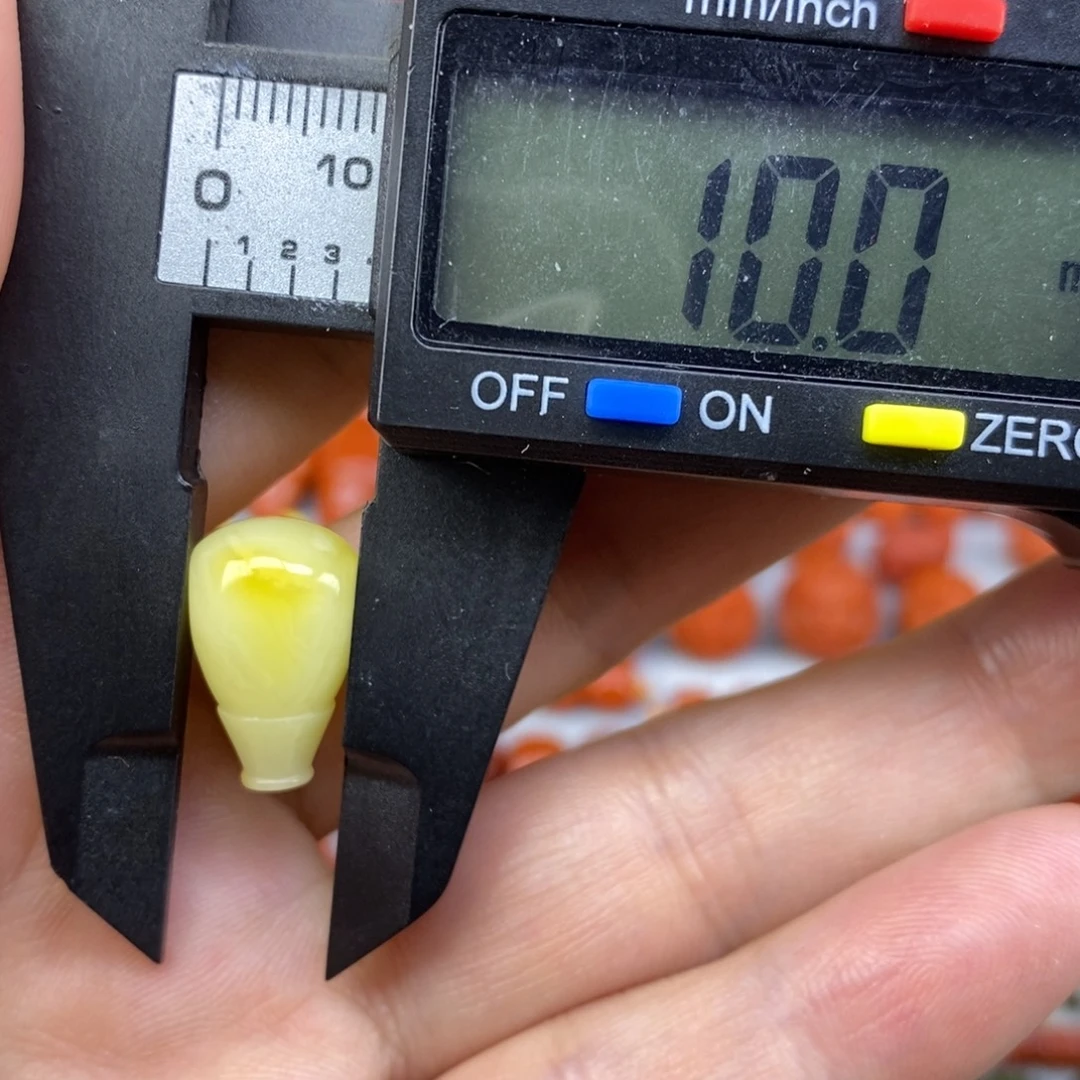 蜜蜡未镶嵌裸石10mm