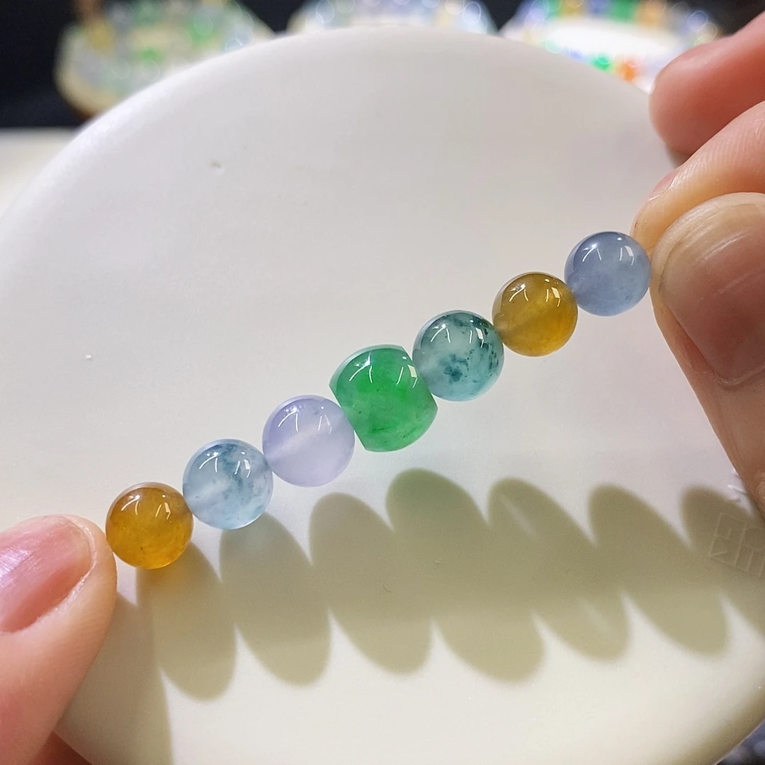 翡翠未镶嵌颈饰一组珠珠