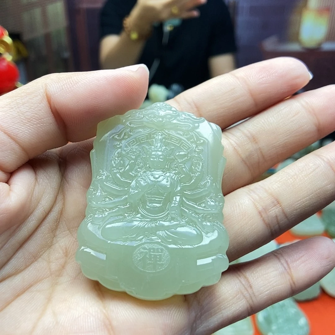 颈饰未镶嵌和田玉余***你