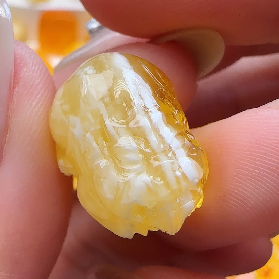 琥珀未镶嵌珠宝奇石蜜蜡