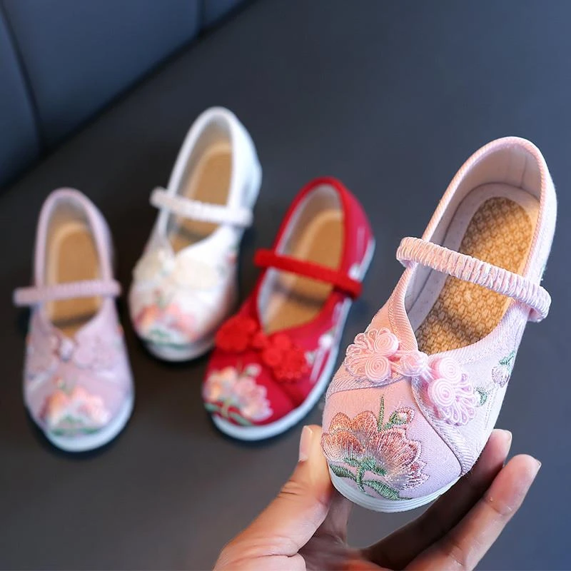 FAVMARTHA汉服鞋子女童绣花鞋古装马面裙鞋儿童手工老北京布鞋中