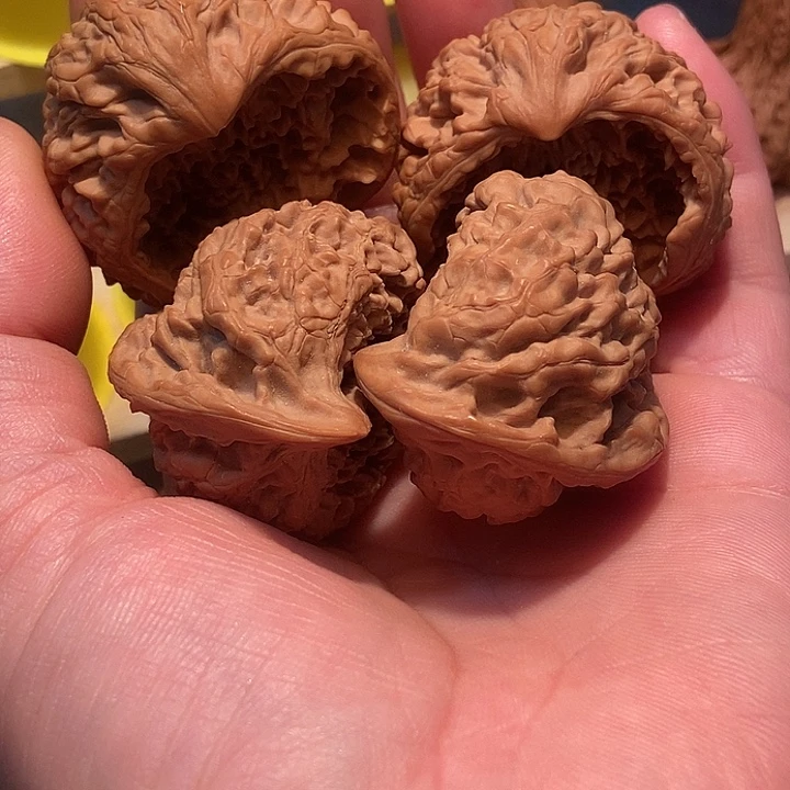 2***️文玩核桃蛇头鹰嘴