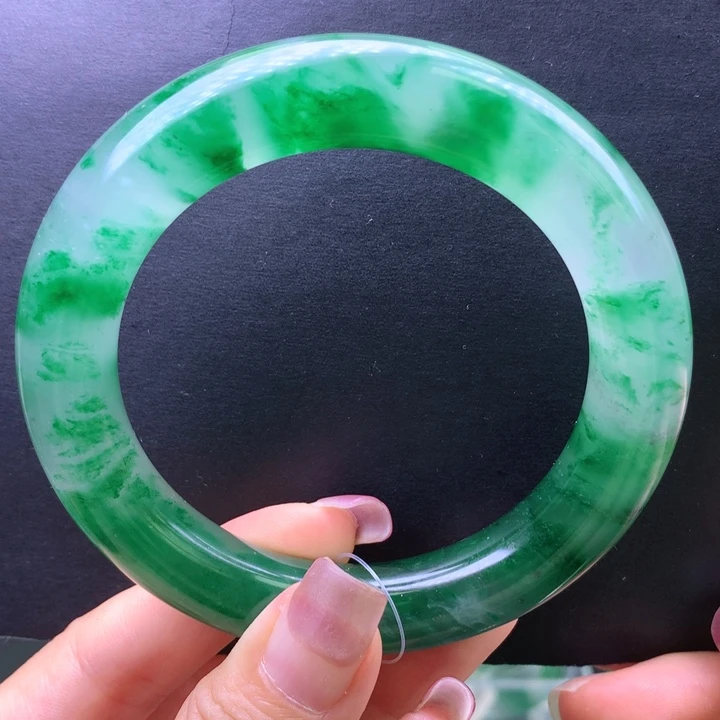 未镶嵌手镯石英质玉60