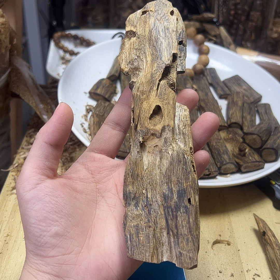 木绿奇楠虫漏57克