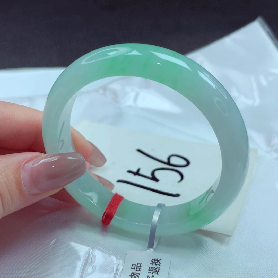 翡翠手镯未镶嵌手镯54