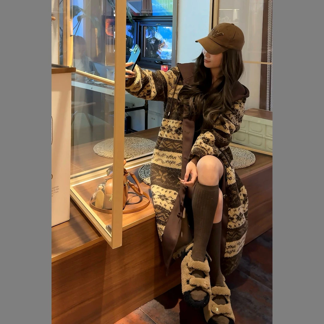 【和光费尔岛】常规款秋季上衣保暖短外套薄款厚款女加厚冬季连帽