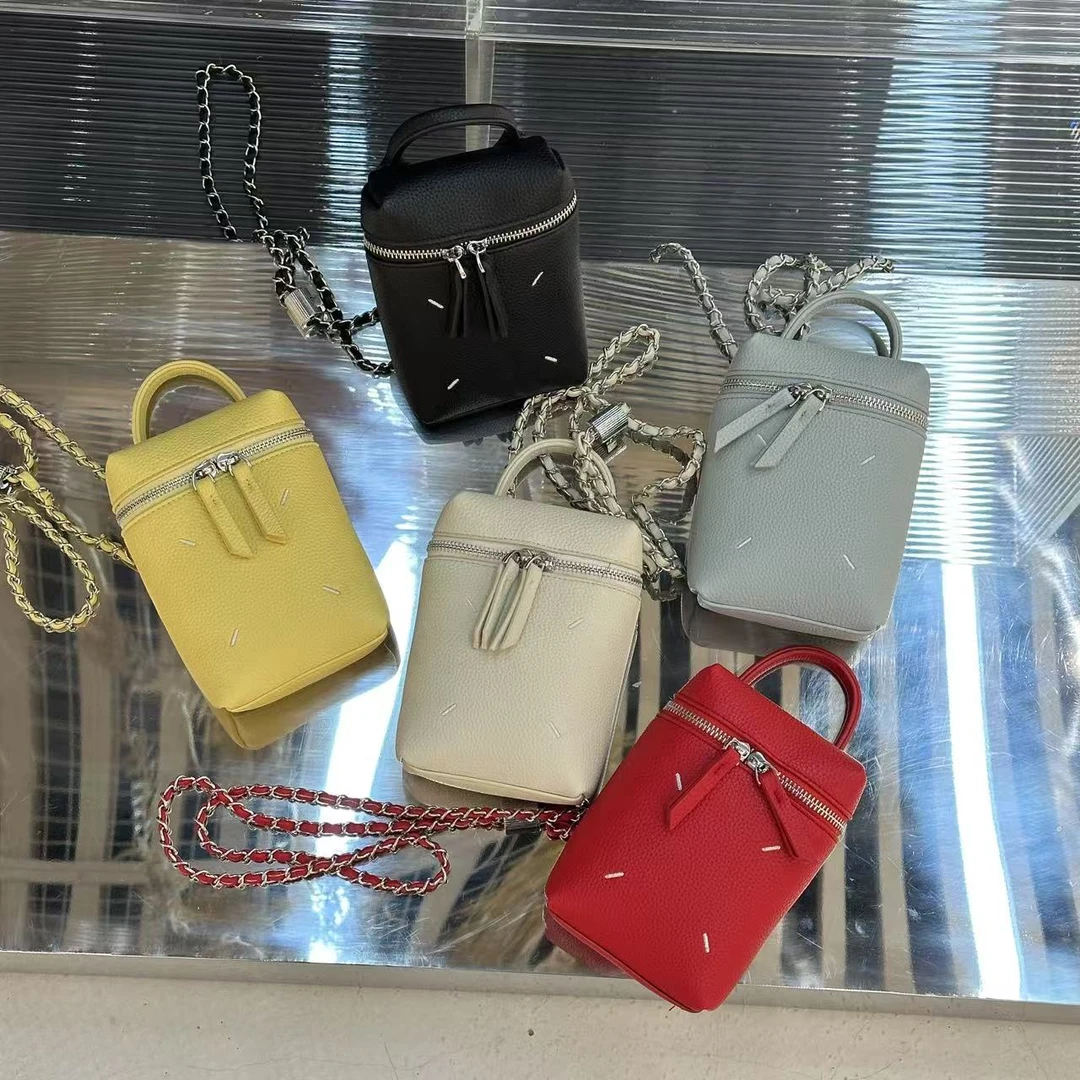 2025春夏新款斜挎手提竖版ins小众轻奢简约通勤百搭奢品级