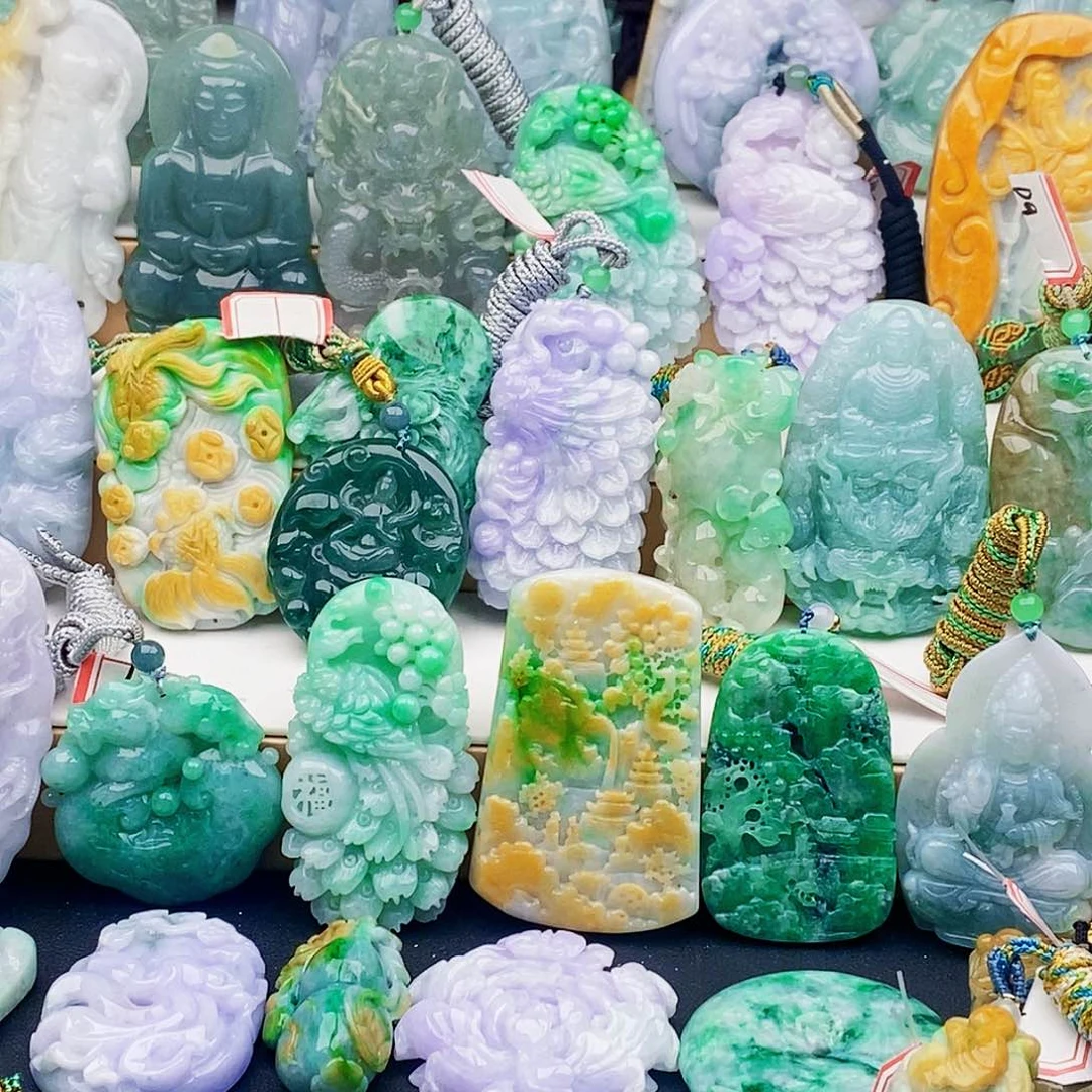 吊坠(不含链)未镶嵌翡翠