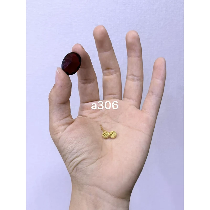 A306 精致镂空 球球 耳环
