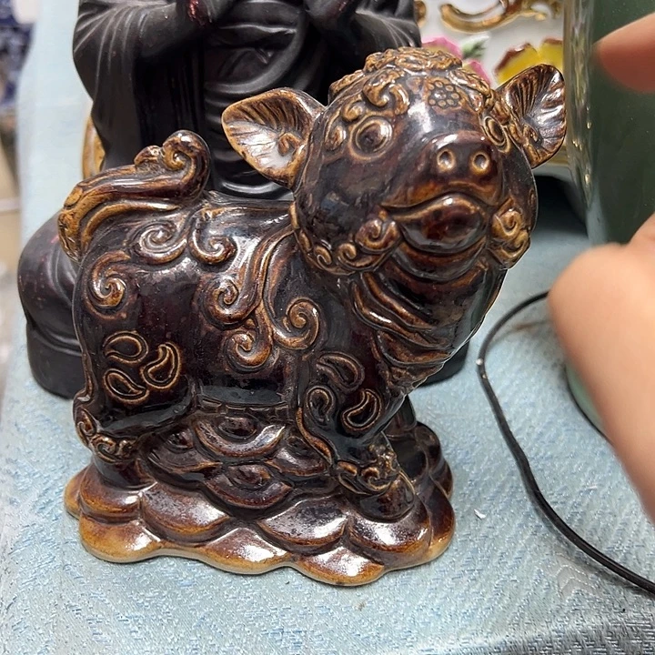 瓷片瑕疵。。。。。。。。。。。。。。