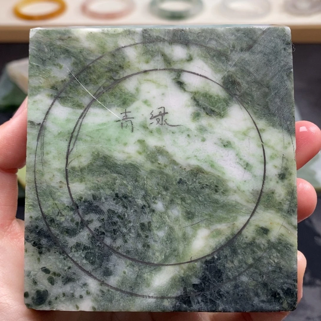 独山玉未镶嵌手镯定制912