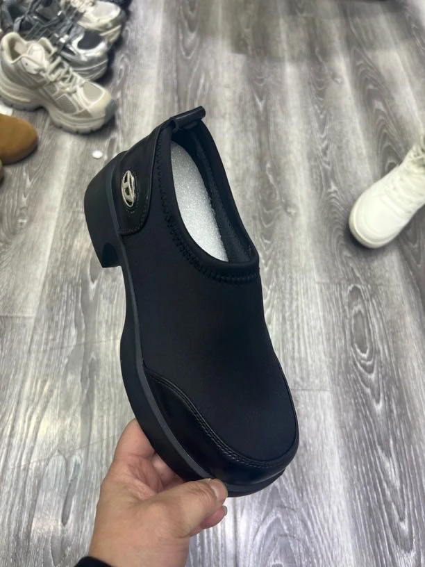 013素人冰丝懒人鞋、芭比红姐家