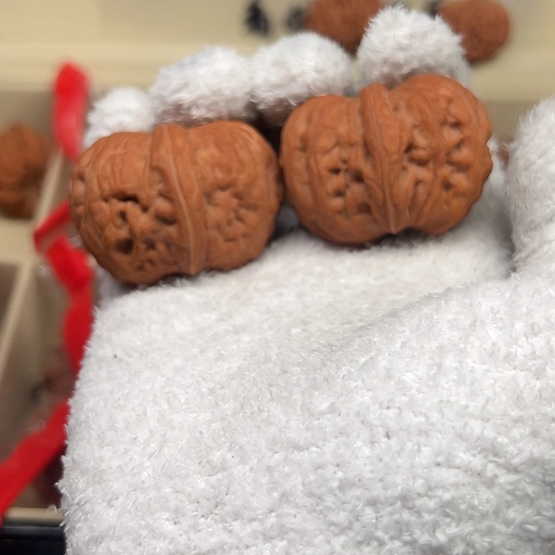 温***阳吊坠文玩核桃45尺元宝 尖有黄