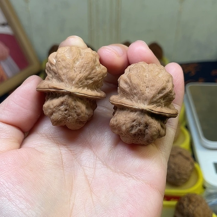 文玩核桃把件19、金尊龙脊41