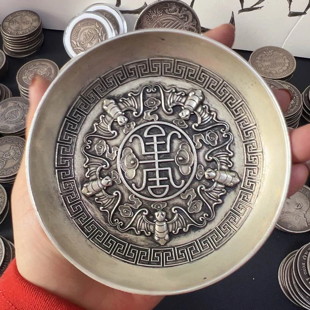 金属复古风格摆件