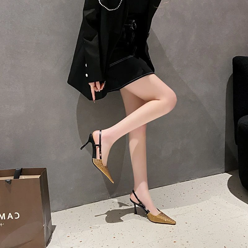 2025年新款9cm香槟色水钻尖头高跟鞋后绊带气质单鞋洋气包头凉鞋