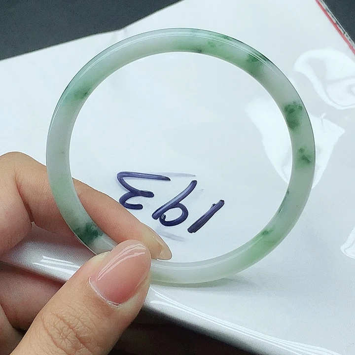 未镶嵌手镯翡翠193