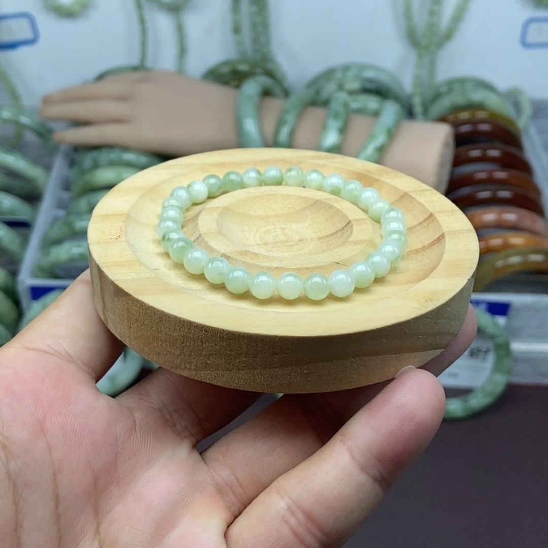 未镶嵌蛇纹石玉手链