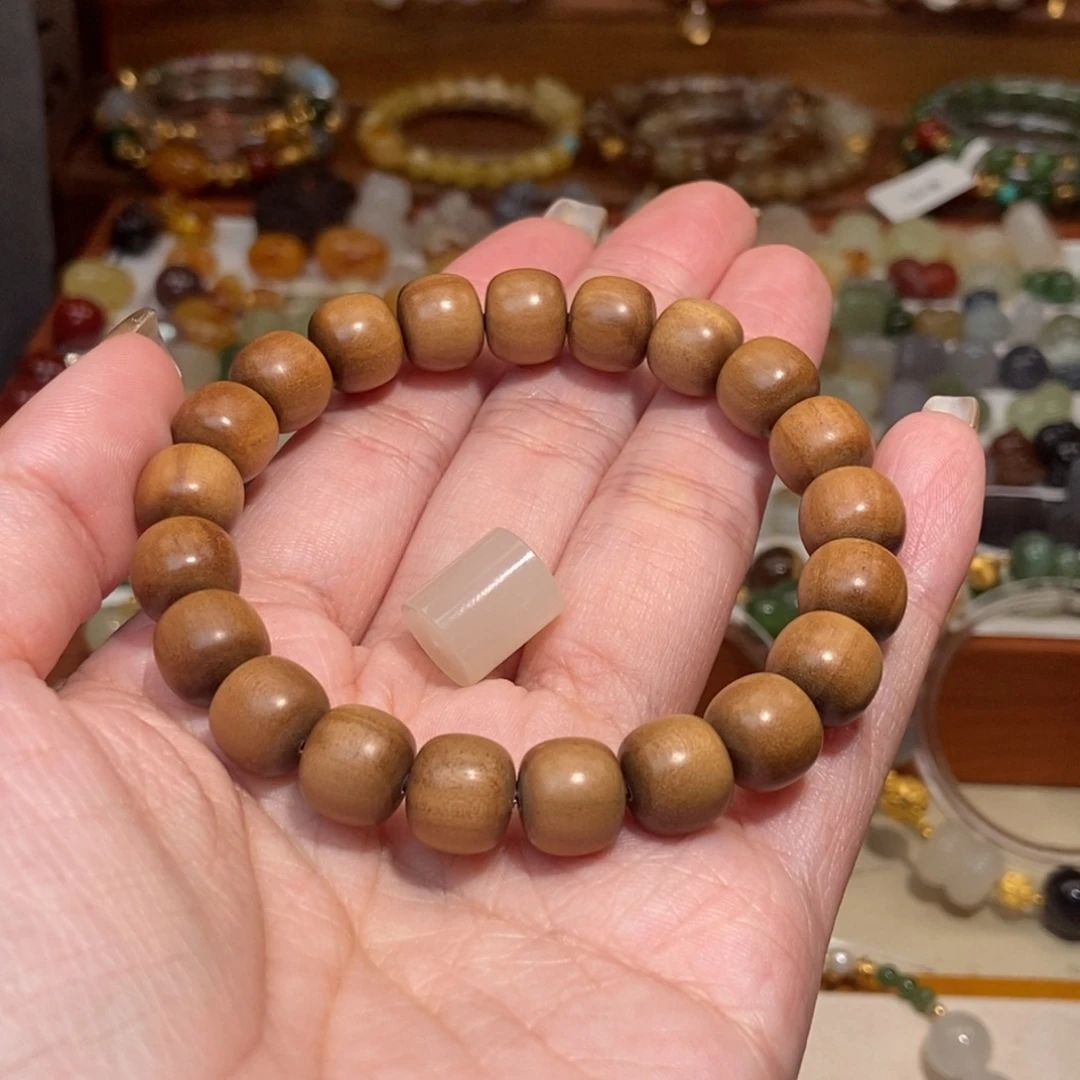 开***果无事牌非洲檀香1111