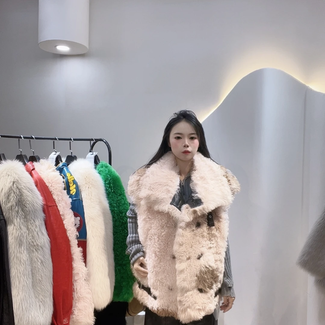 真皮皮毛一体马甲219-361