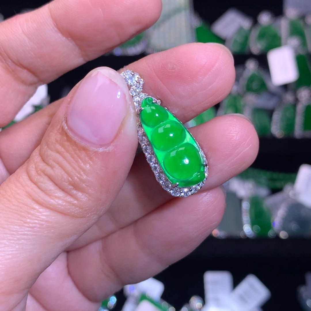 【闪购商品】银S925镶嵌翡翠耳饰