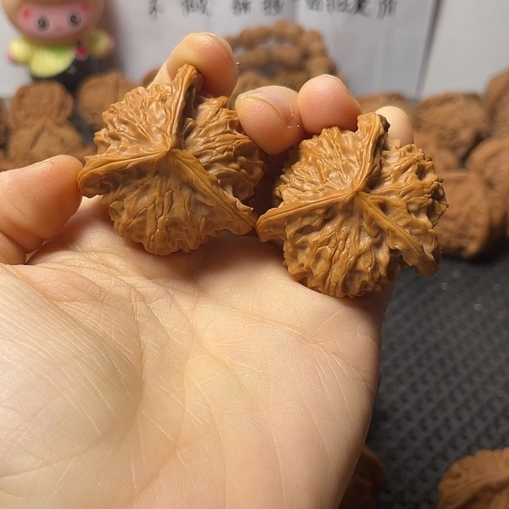文玩核桃把件40盘山