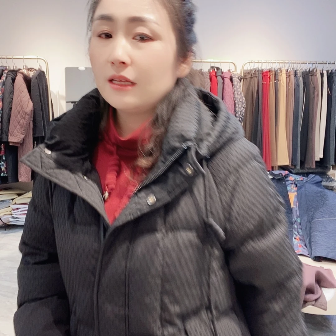 肥肥伊人精品上衣